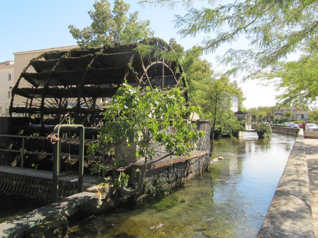 شقة Grand Studio Republique LʼIsle-sur-la-Sorgue المظهر الخارجي الصورة